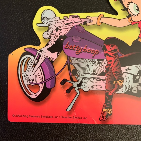 Set of 4 Betty Boop Postcards from 2004 - Picture 2 of 3